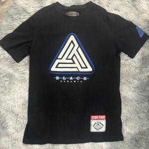 NWOT RARE Black Pyramid Chris Brown T Shirt Graphic Size S